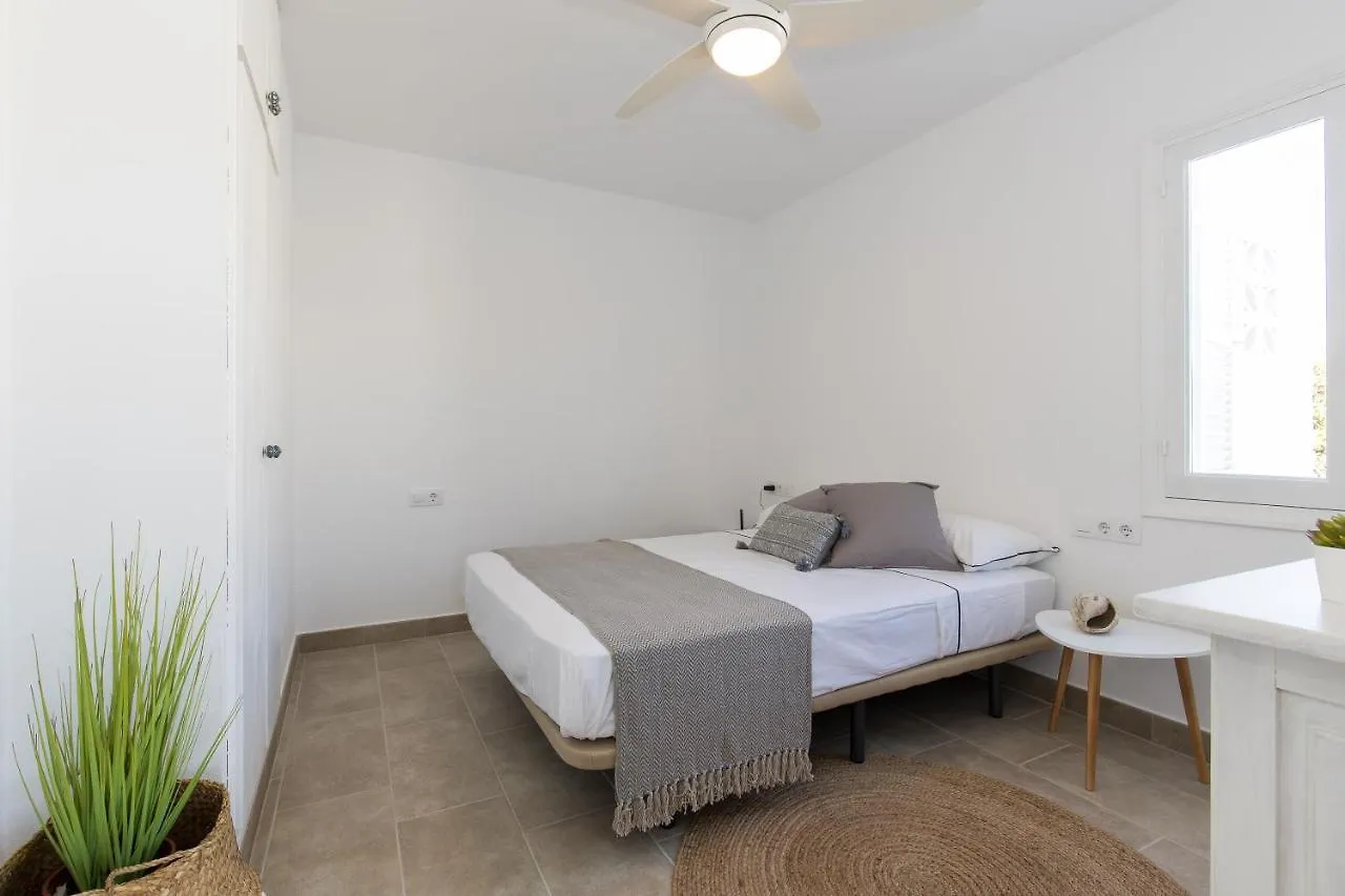 Holiday home Chalet A 150M De La Playa Y Piscina Privada Cala'N Bosch